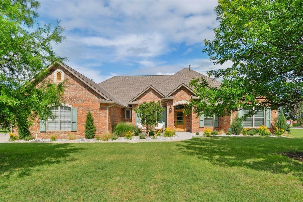 Property Photo: 22282 Cedar Ridge Road OK 73025