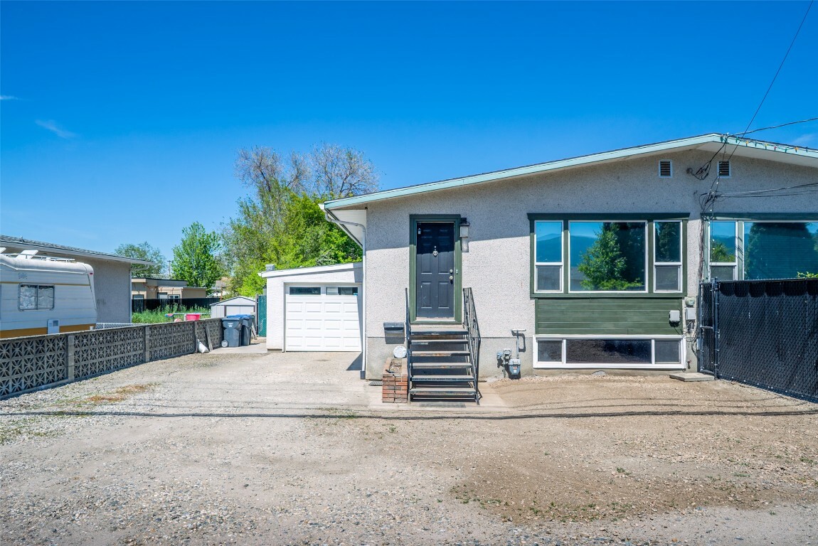 2946 Springfield Road  Kelowna BC V1X 4N7 photo