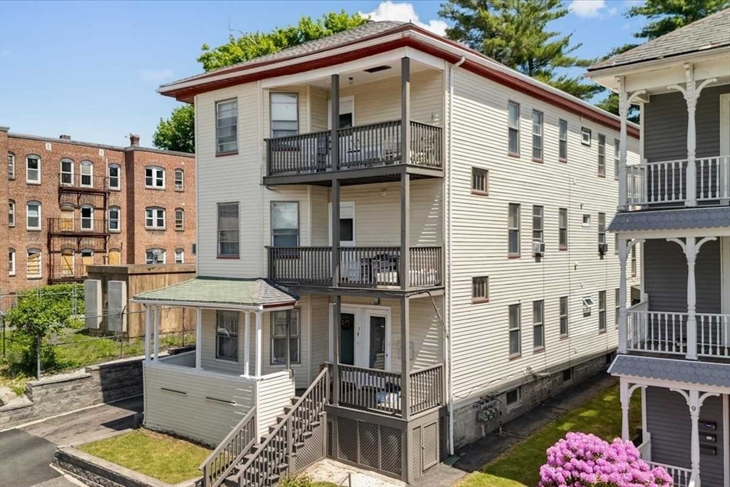Property Photo: 7 Wyman MA 01610