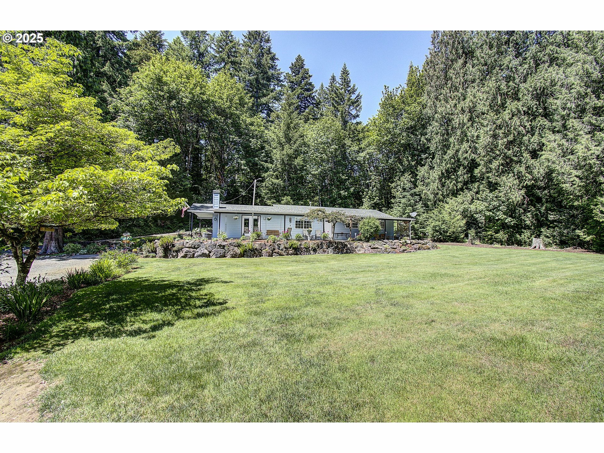 Property Photo:  11801 NE 195th Ct  WA 98606 