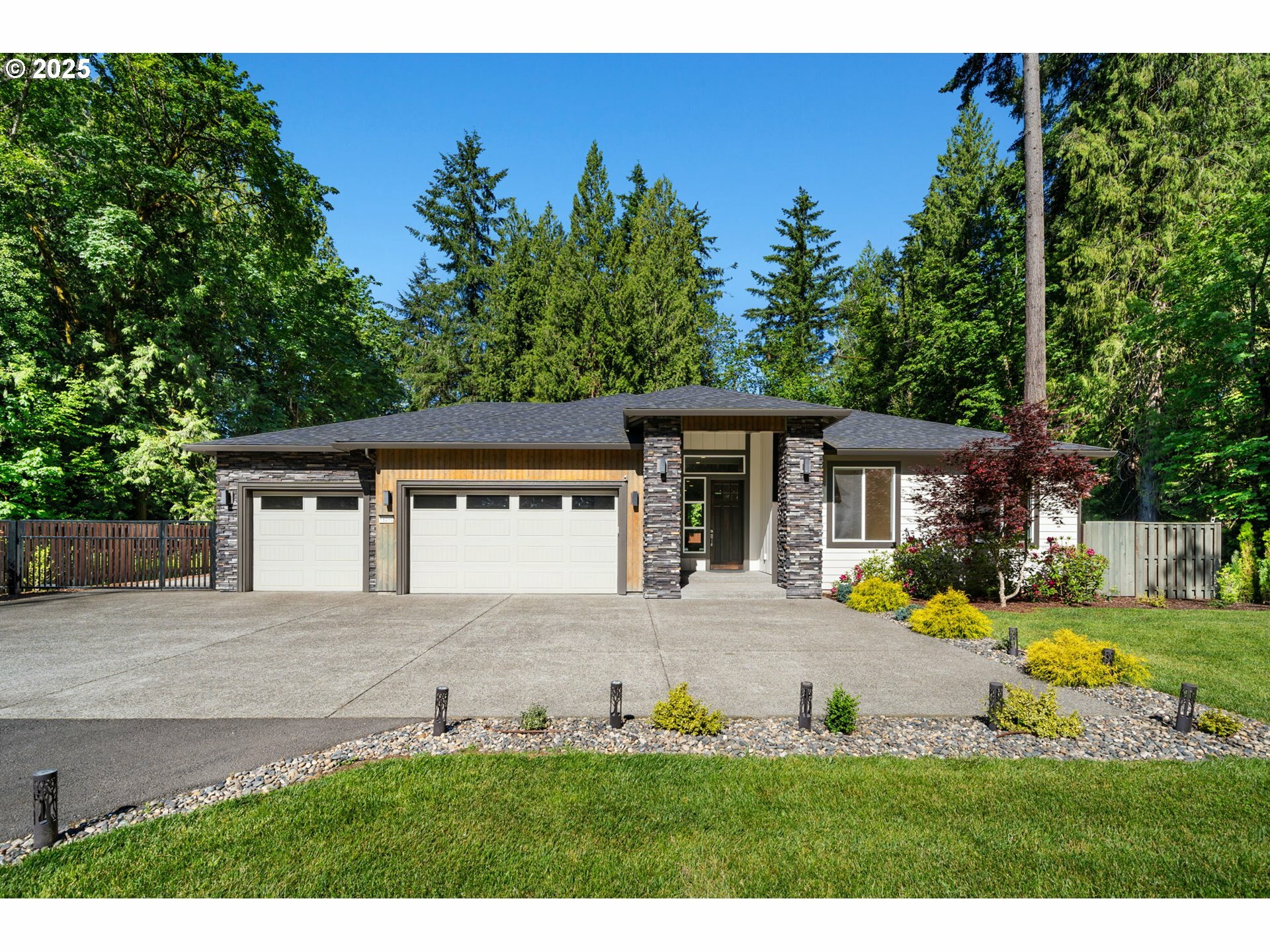 16010 NE 152nd Ave  Brush Prairie WA 98606 photo