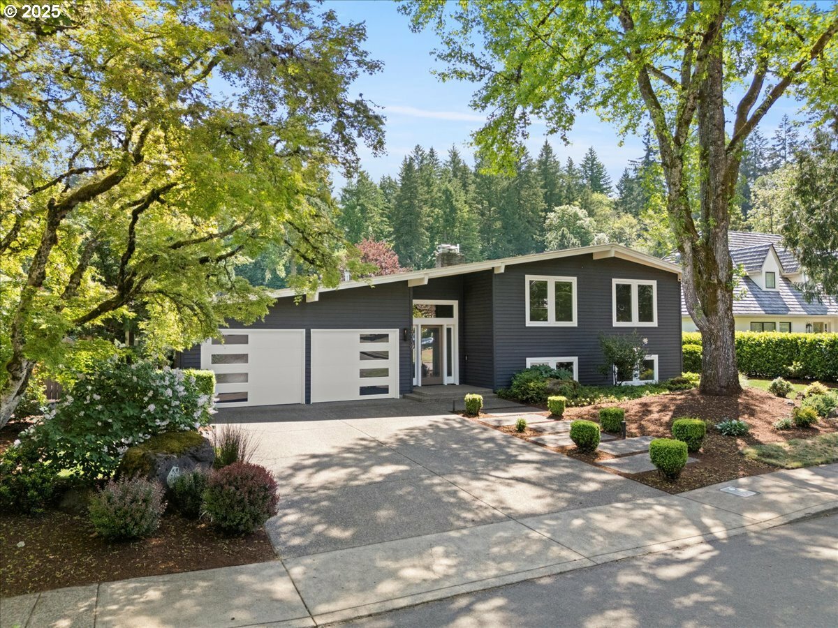 17739 Cardinal Dr  Lake Oswego OR 97034 photo