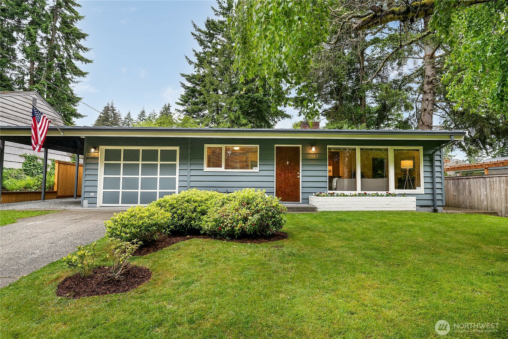 Property Photo:  19543  Meridian Avenue N  WA 98133 