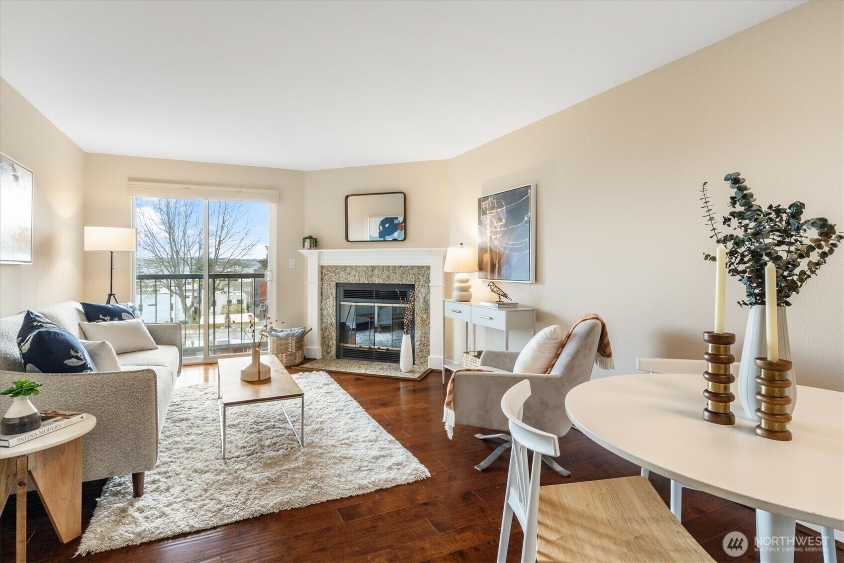 Property Photo: 2200 Thorndyke Avenue W 404 WA 98199