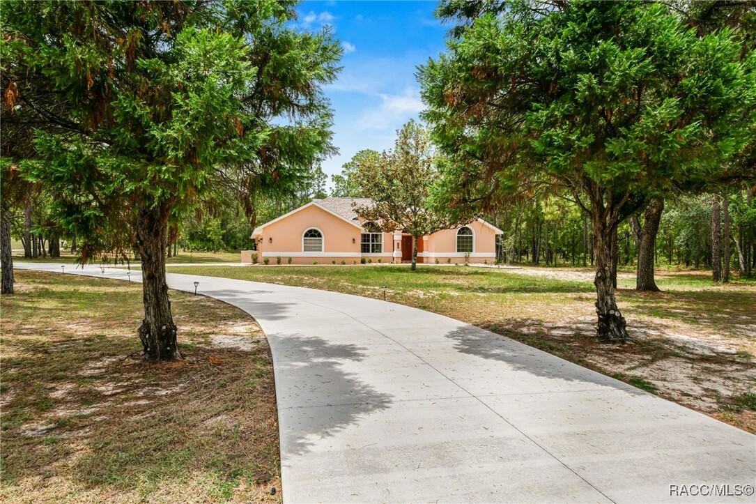 4864 N Cheyenne Drive  Beverly Hills FL 34465 photo