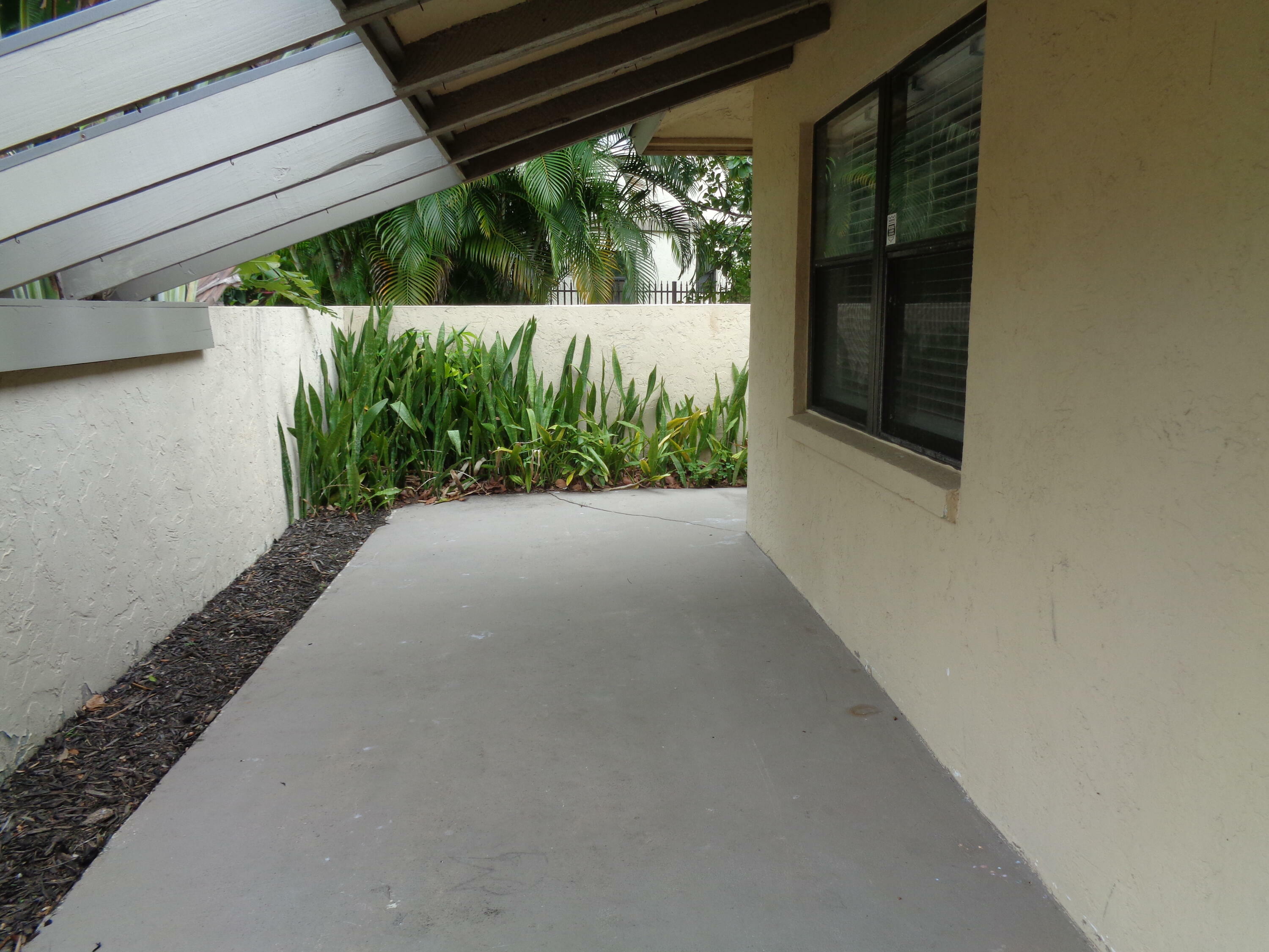 Property Photo: 3109 SW 20th Terrace 21A1 FL 33445