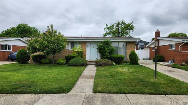 8679 Mercedes Street  Dearborn Heights MI 48127 photo