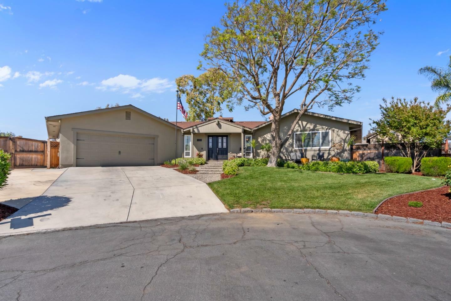 Property Photo:  60 Dots Circle  CA 95023 