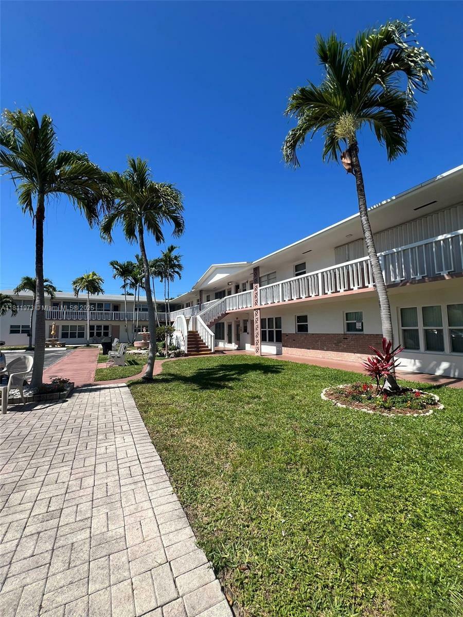 Property Photo: 1300 N 12th Ct 8A FL 33019