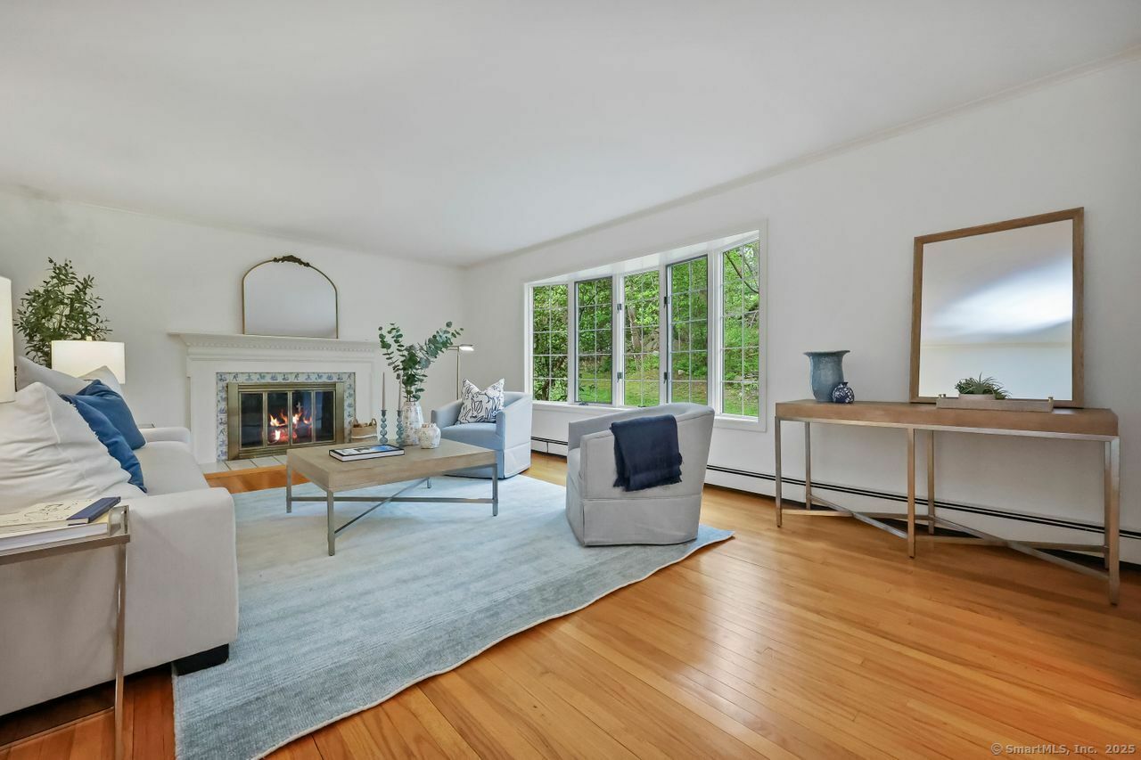 Property Photo: 32 Jeffrey Road CT 06830