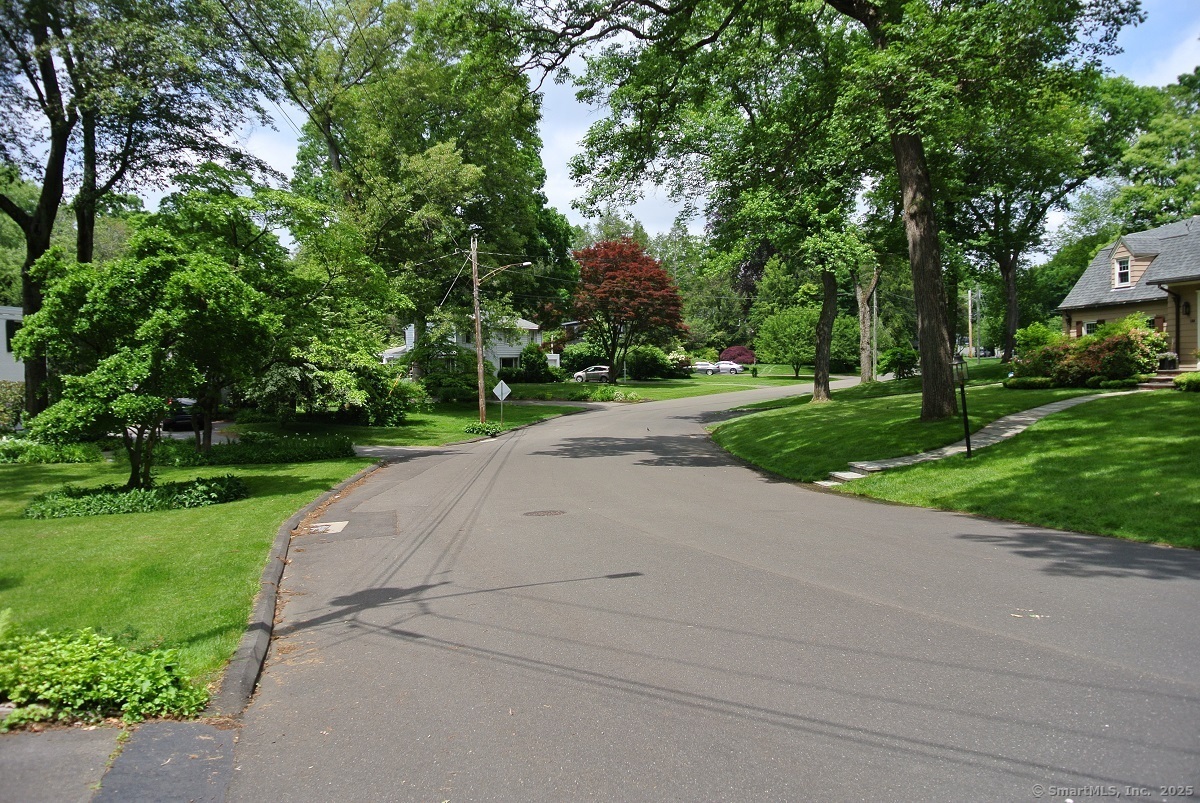 Property Photo: 175 Tokeneke Drive CT 06473