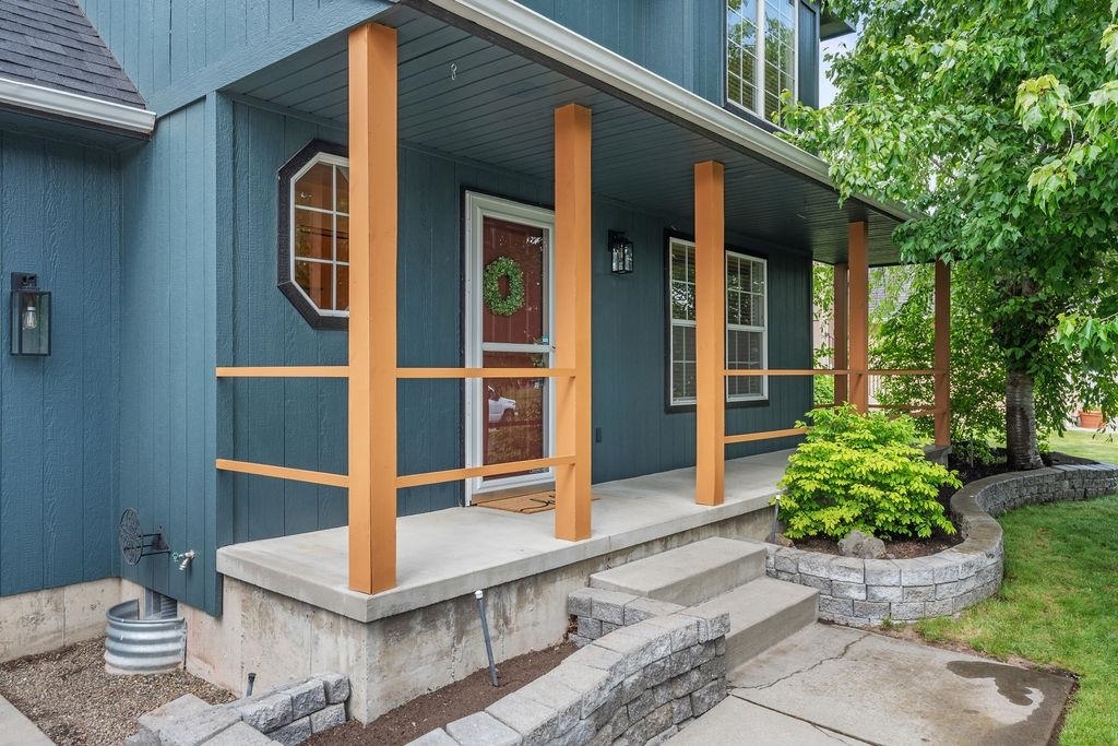 Property Photo:  2317 E 52nd Ln  WA 99223 