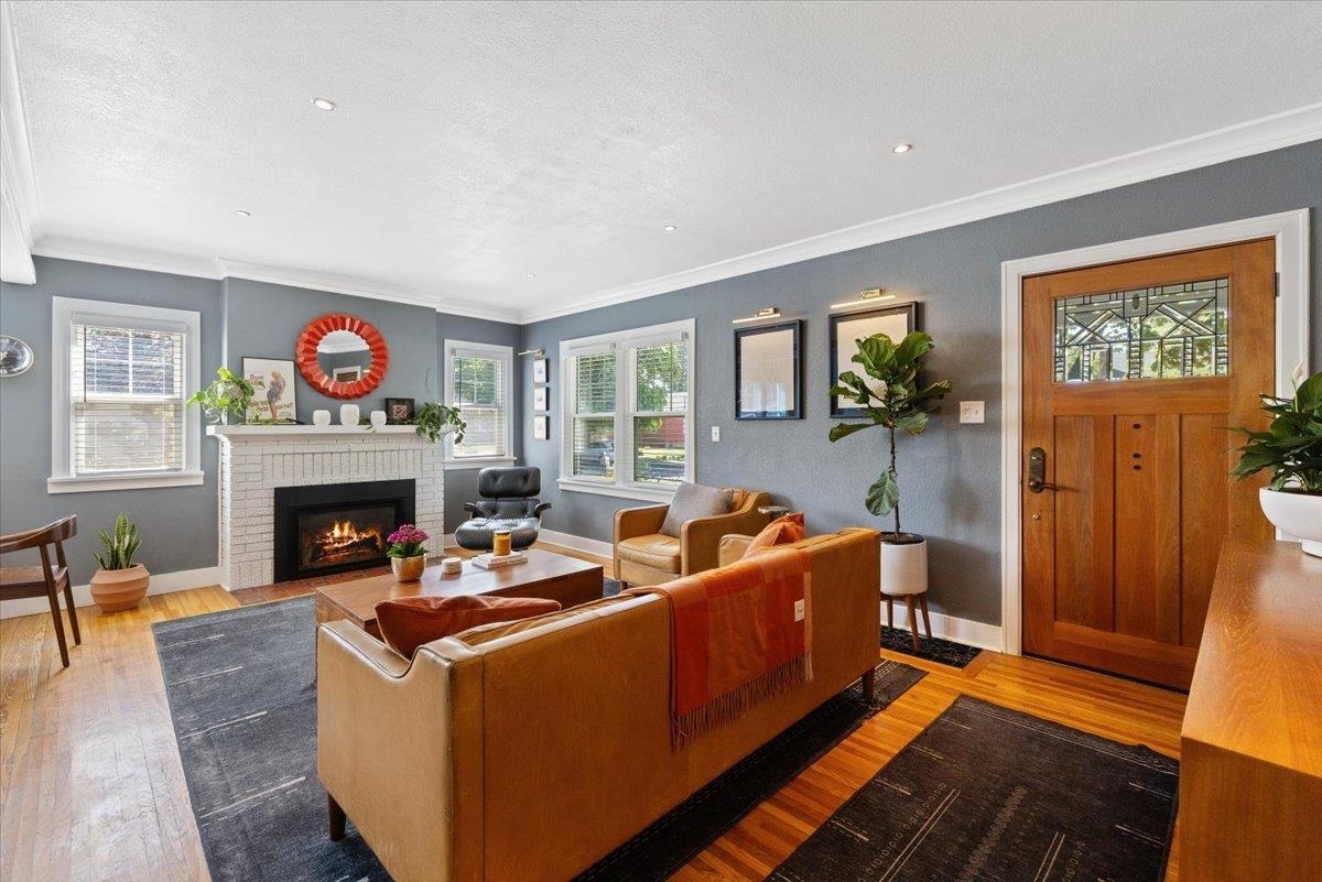 Property Photo: 48 W 28th Ave WA 99203