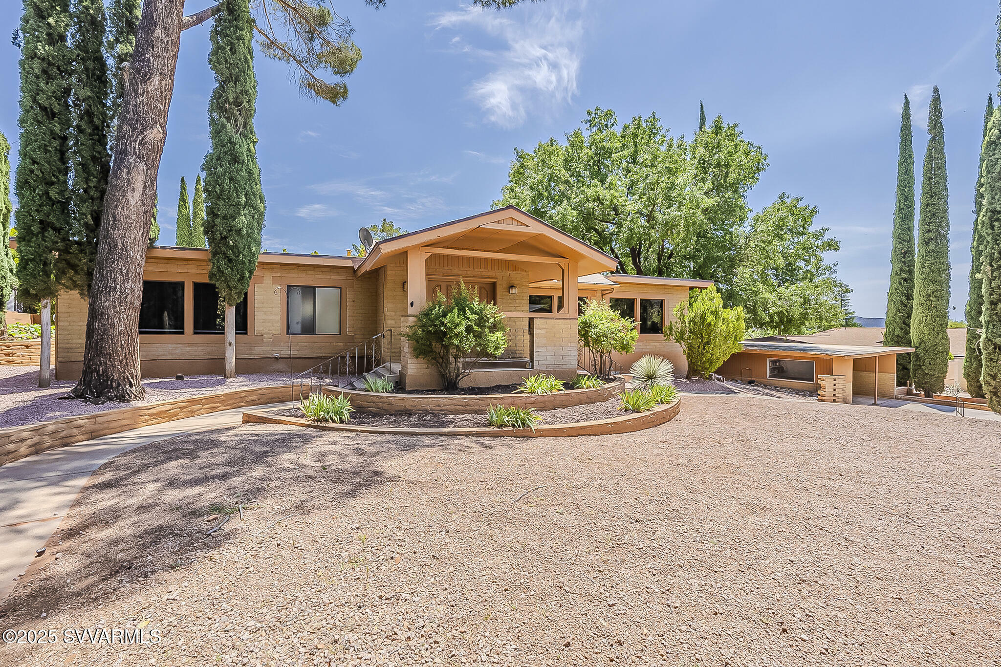 Property Photo: 70 Teapot Rock Ave AZ 86351