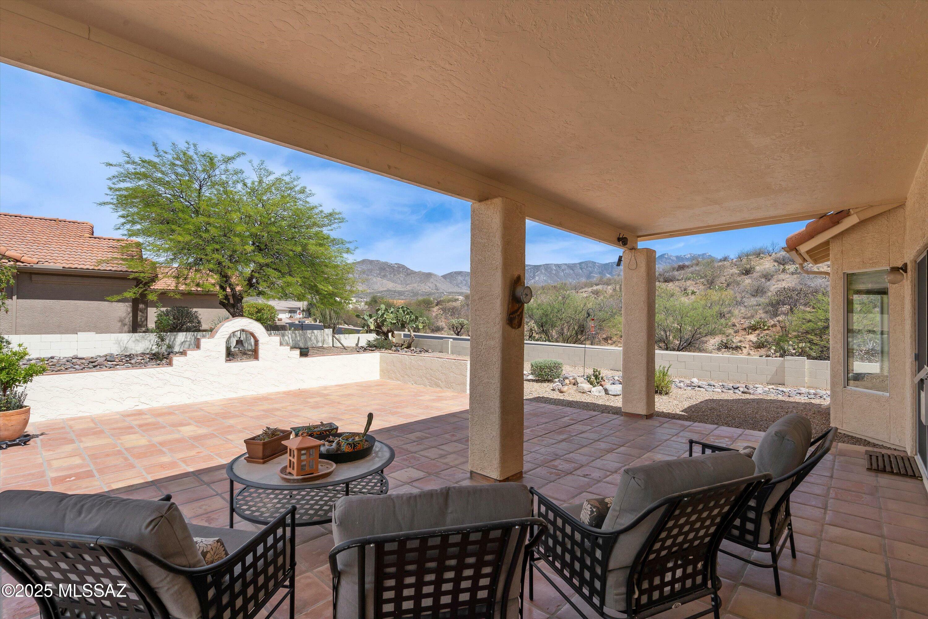 Property Photo: 36973 S Highland Ridge Court AZ 85739