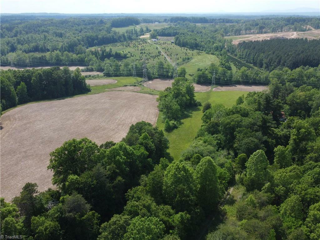 Property Photo: 6988 Salem Chapel Road NC 27052