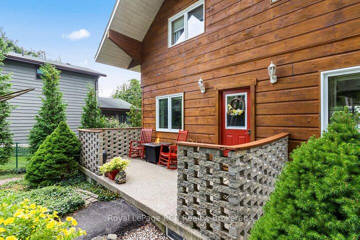 Property Photo:  183 Lakeshore Road  ON N0H 2T0 