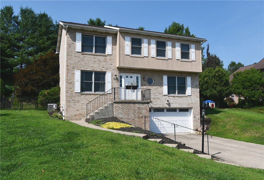 Property Photo: 533 Hickory Ln PA 15342
