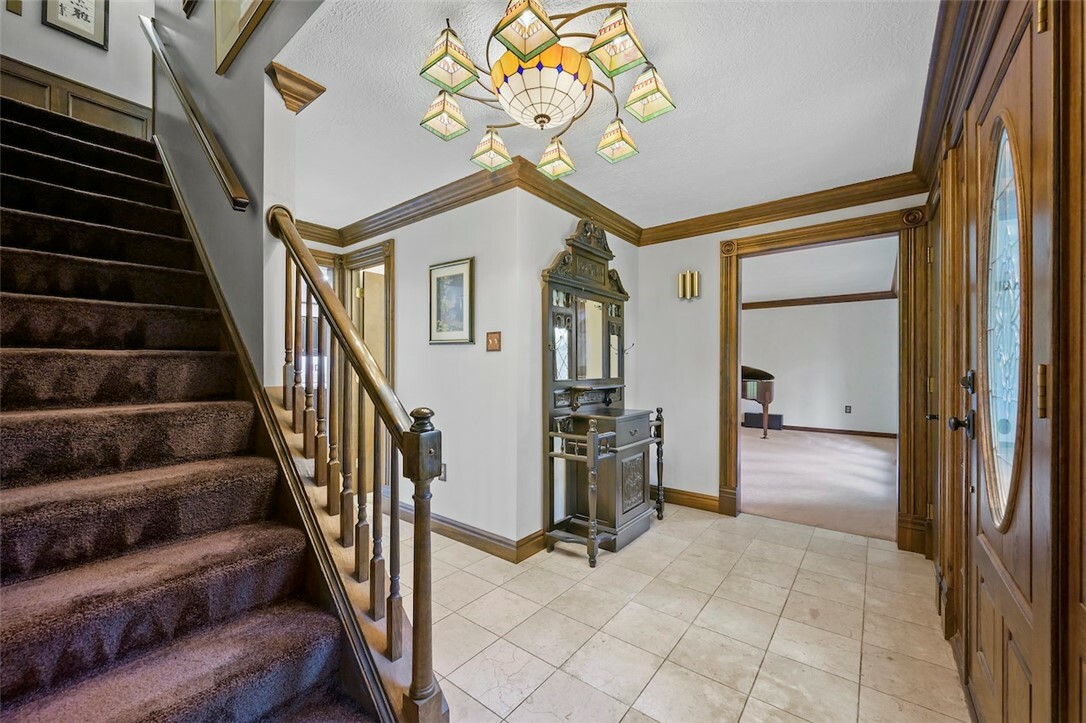 Property Photo: 2465 Citation Ct PA 15090