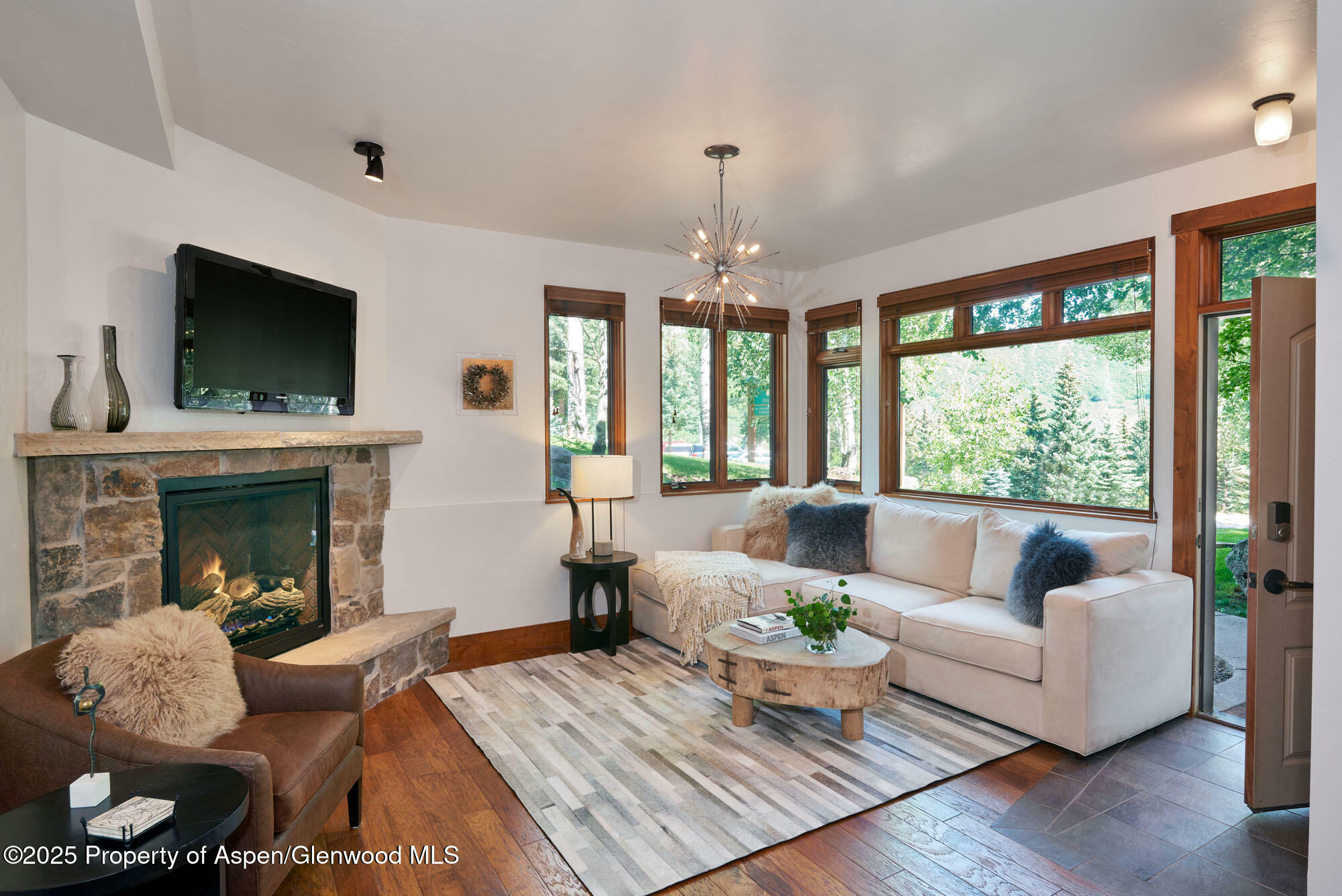 Property Photo: 600 Carriage Way K-A CO 81615