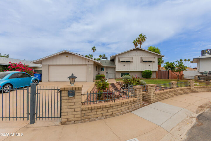 Property Photo: 14001 N 34th Drive AZ 85053