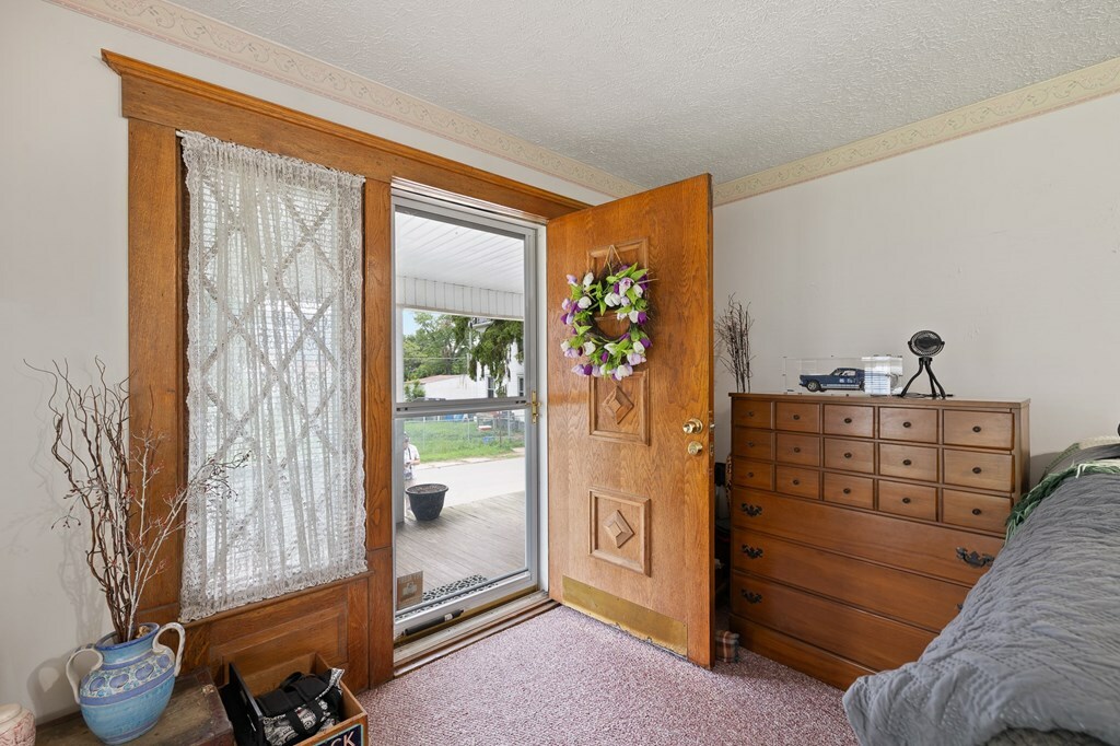 Property Photo: 225 Prospect St OH 44805