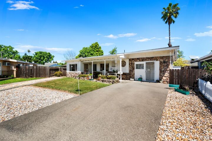 Property Photo: 14 Margo Court CA 94558