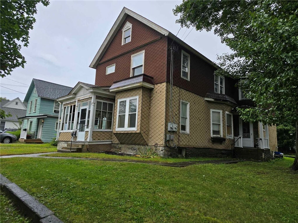 Property Photo:  32 Vermont Street  NY 14810 