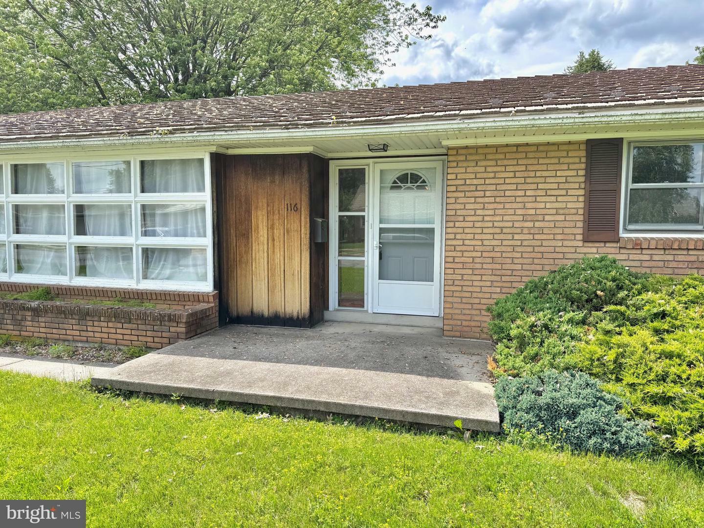 Property Photo: 116 N Elm Street PA 19551