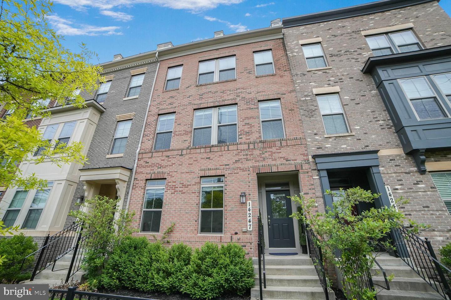 Property Photo: 14247 Travilah Road MD 20850