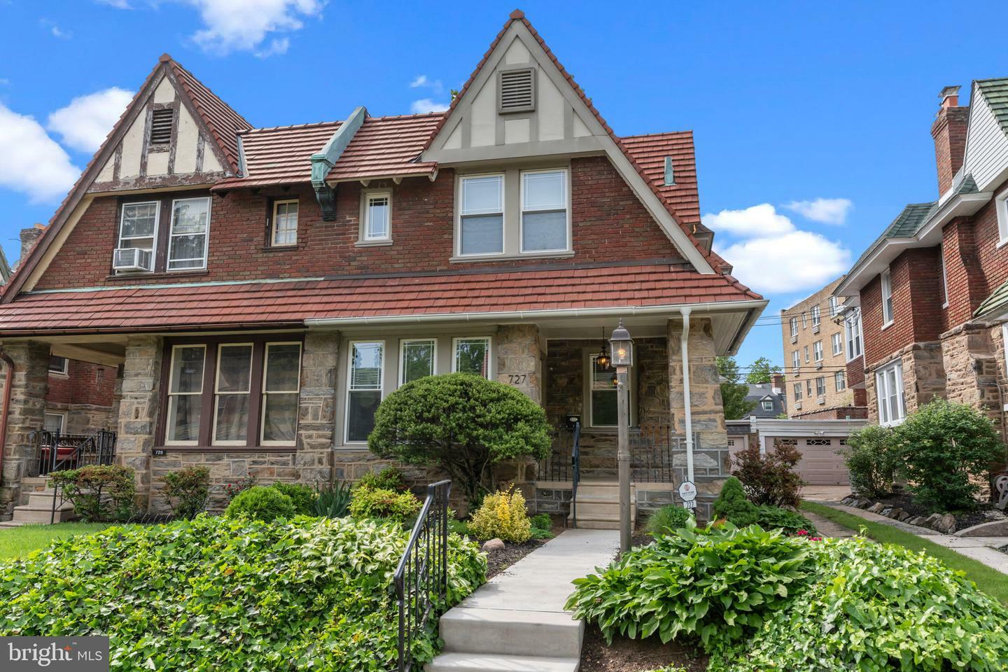 Property Photo: 727 E Dorset Street PA 19119