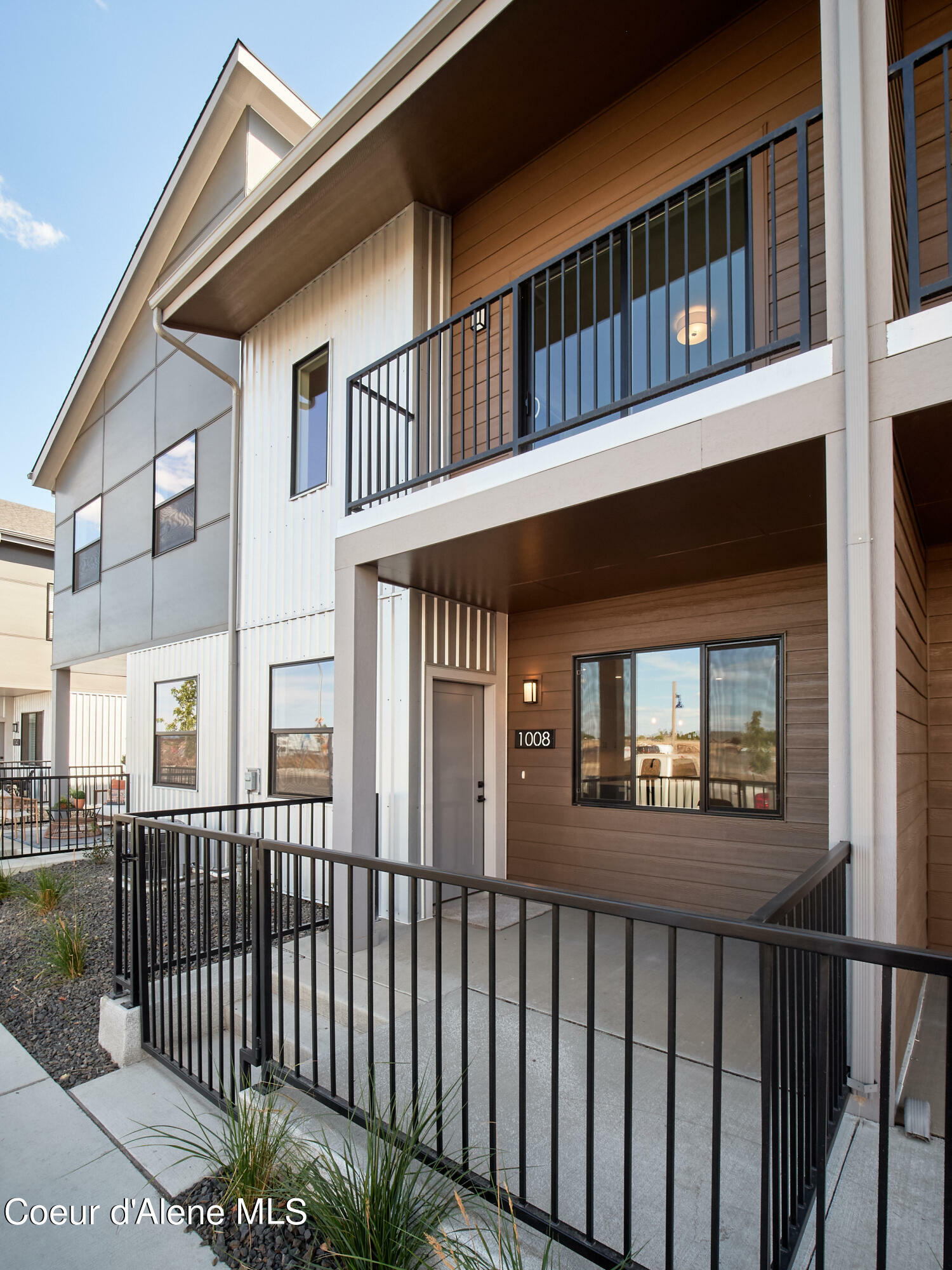 Property Photo: 1008 E 4th Ave #104 ID 83854