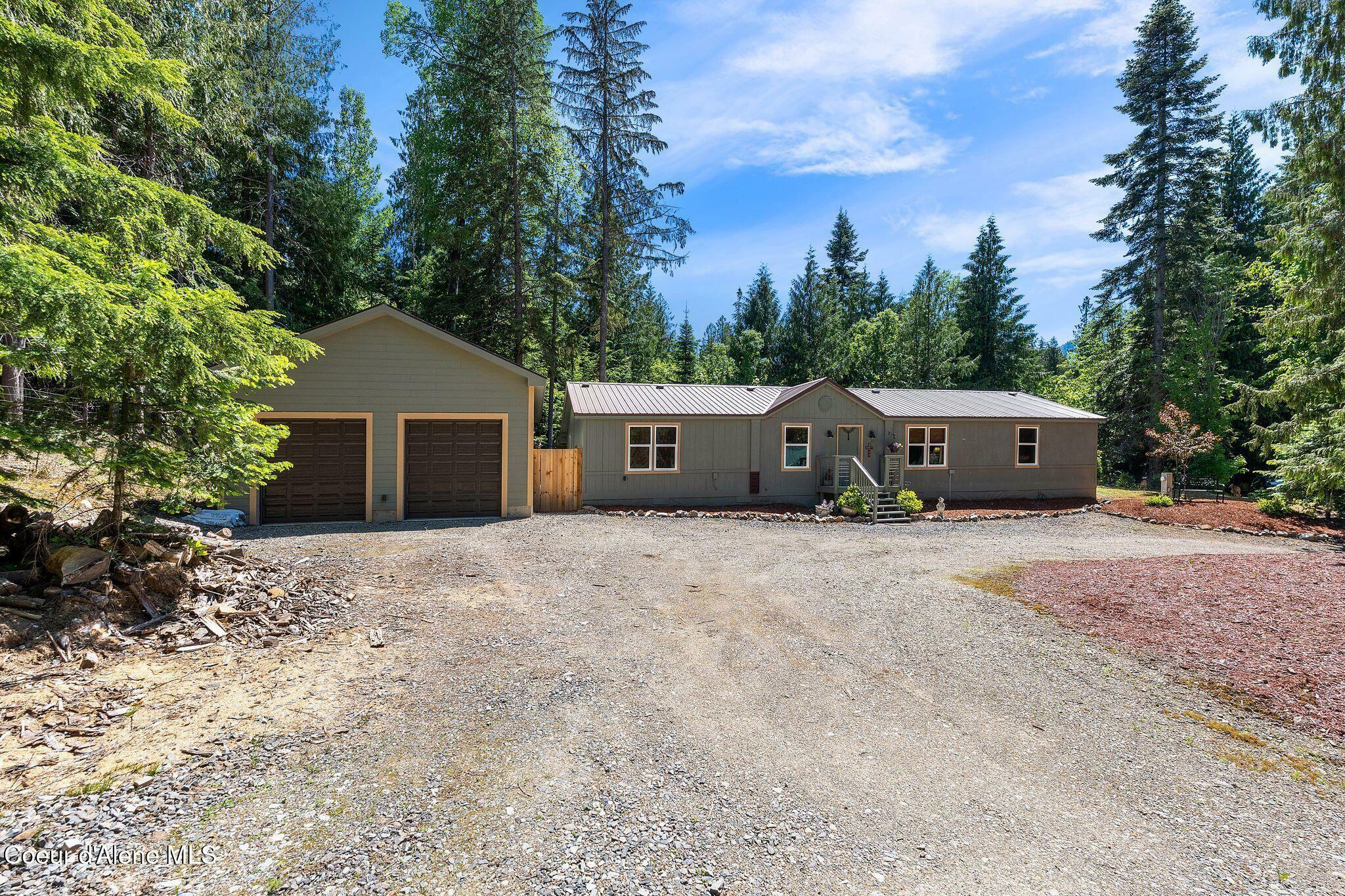 78 Wander Ln  Sagle ID 83860 photo