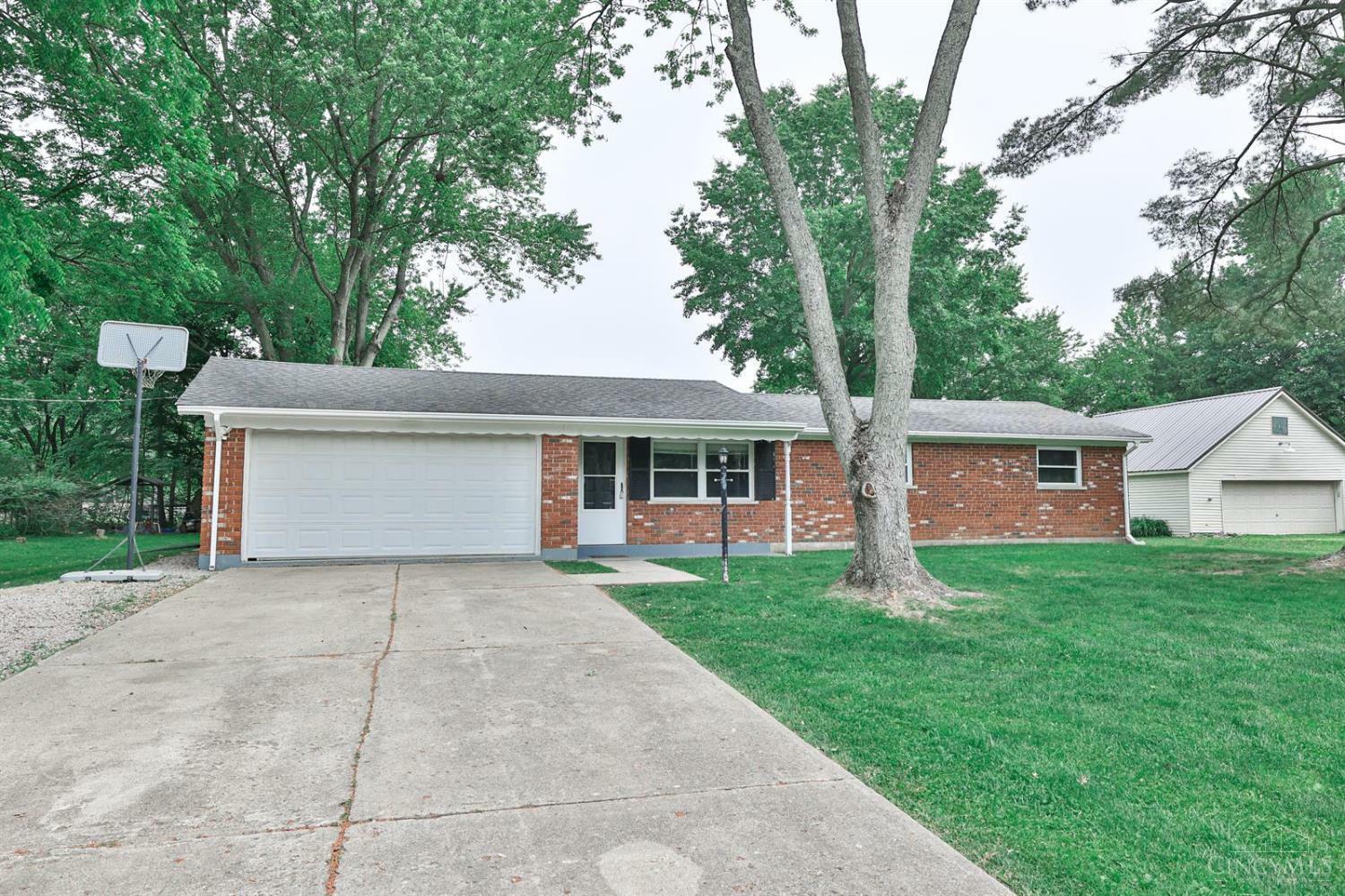 Property Photo: 860 E Hatt Swank Road OH 45140