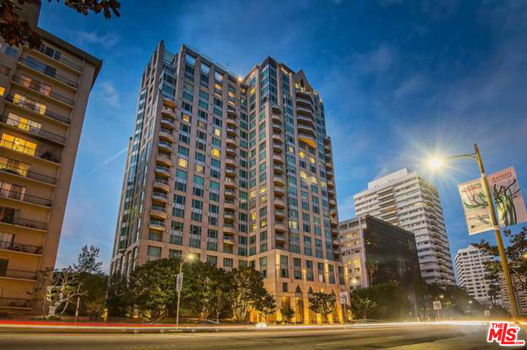 10727 Wilshire Blvd  Los Angeles CA 90024 photo