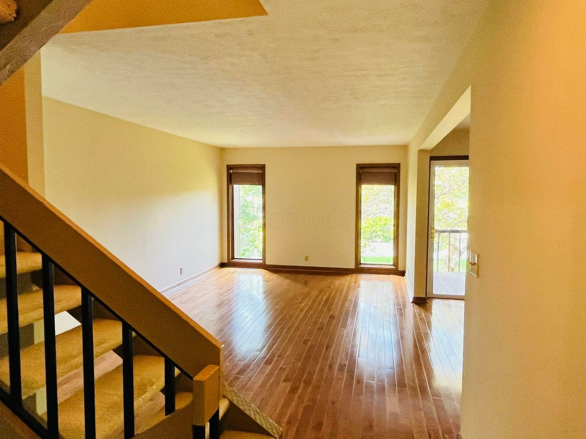 Property Photo: 691 Tall Oaks Court OH 43055