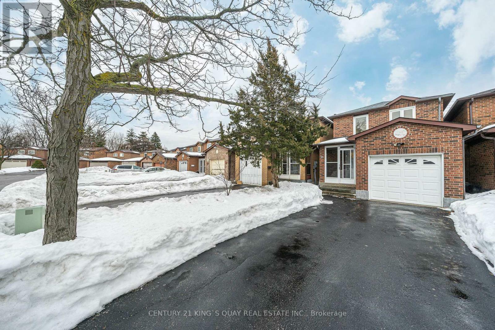 Property Photo: 55 Hornchurch Crescent ON L3R 7C6
