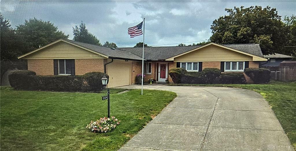 2324 Fairhill Lane  Dayton OH 45440 photo