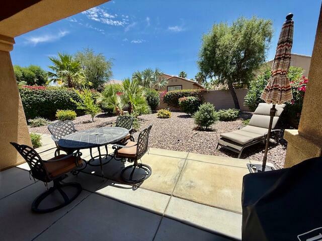 Property Photo: 81665 Avenida Alturas CA 92203