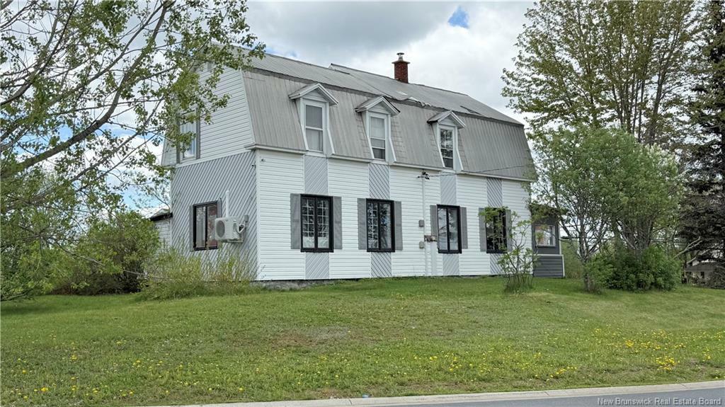 1740 Brideau Avenue  Bathurst NB E2A 2J8 photo