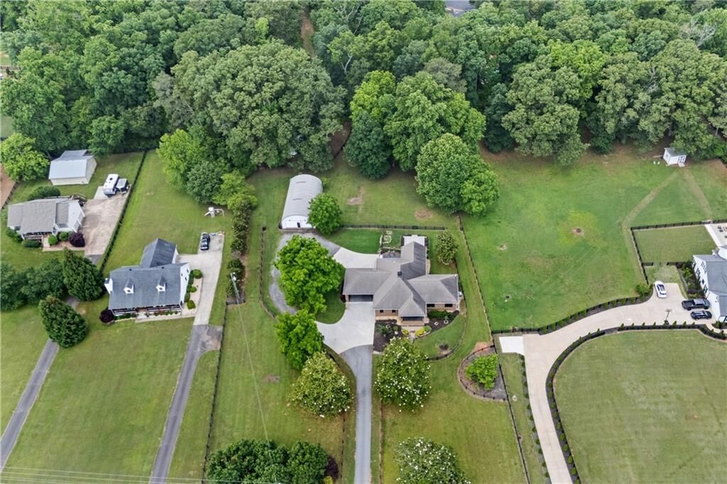 Property Photo: 16175 Hopewell Road GA 30004