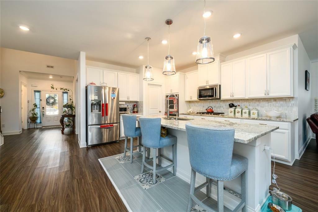 Property Photo: 3430 Summerpoint Crossing GA 30028