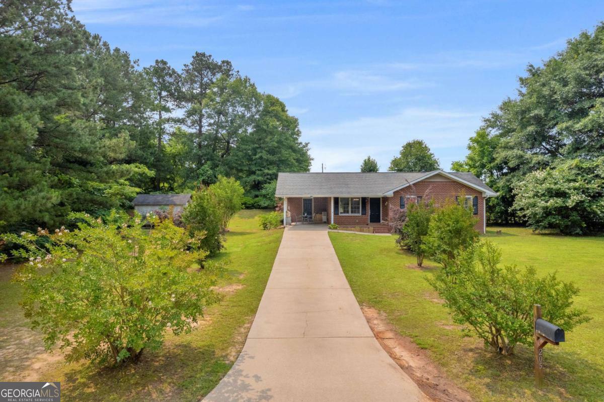 Property Photo: 205 Rainey Brooke Drive GA 30680