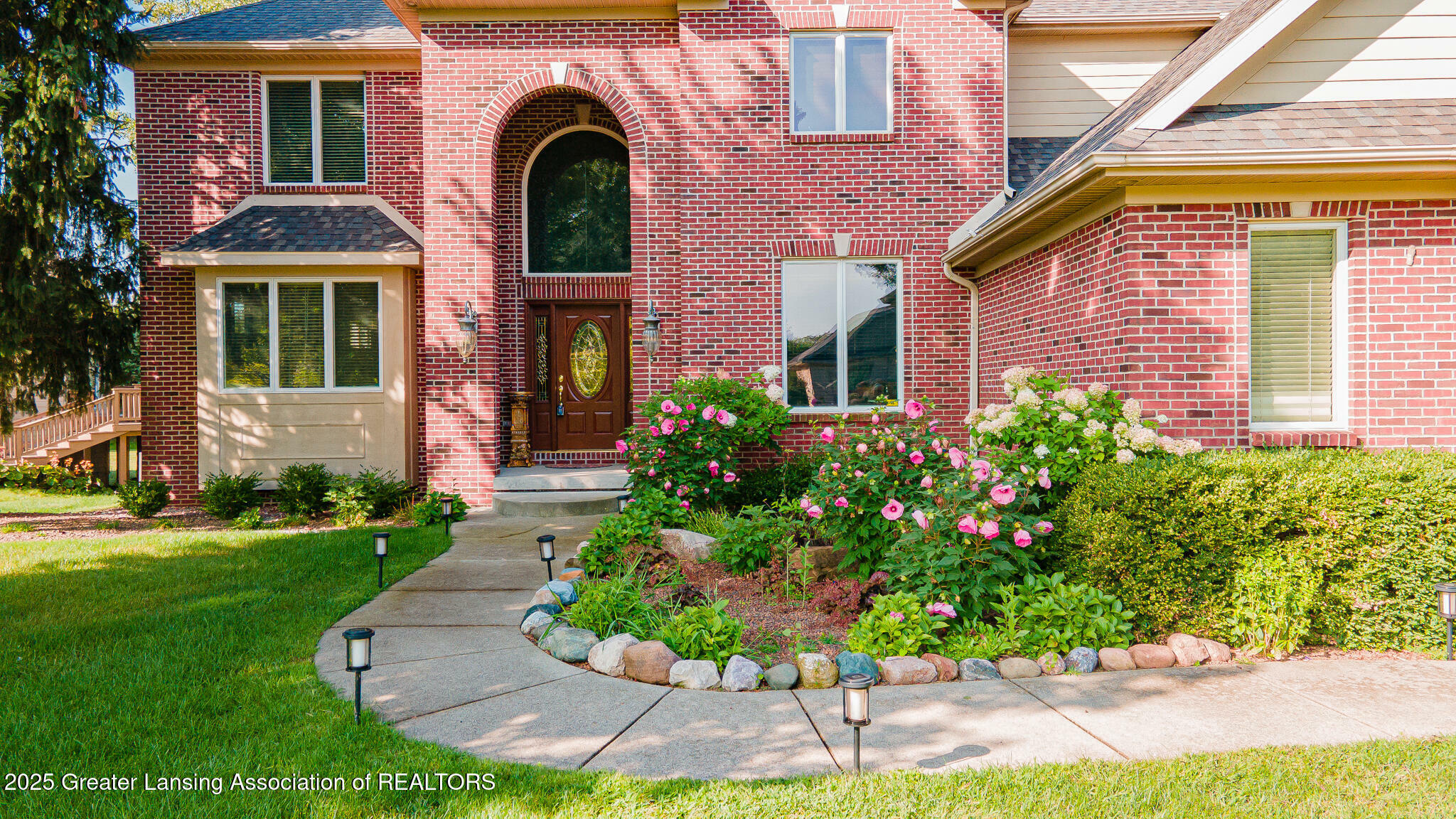 Property Photo: 6016 Sleepy Hollow Lane MI 48823