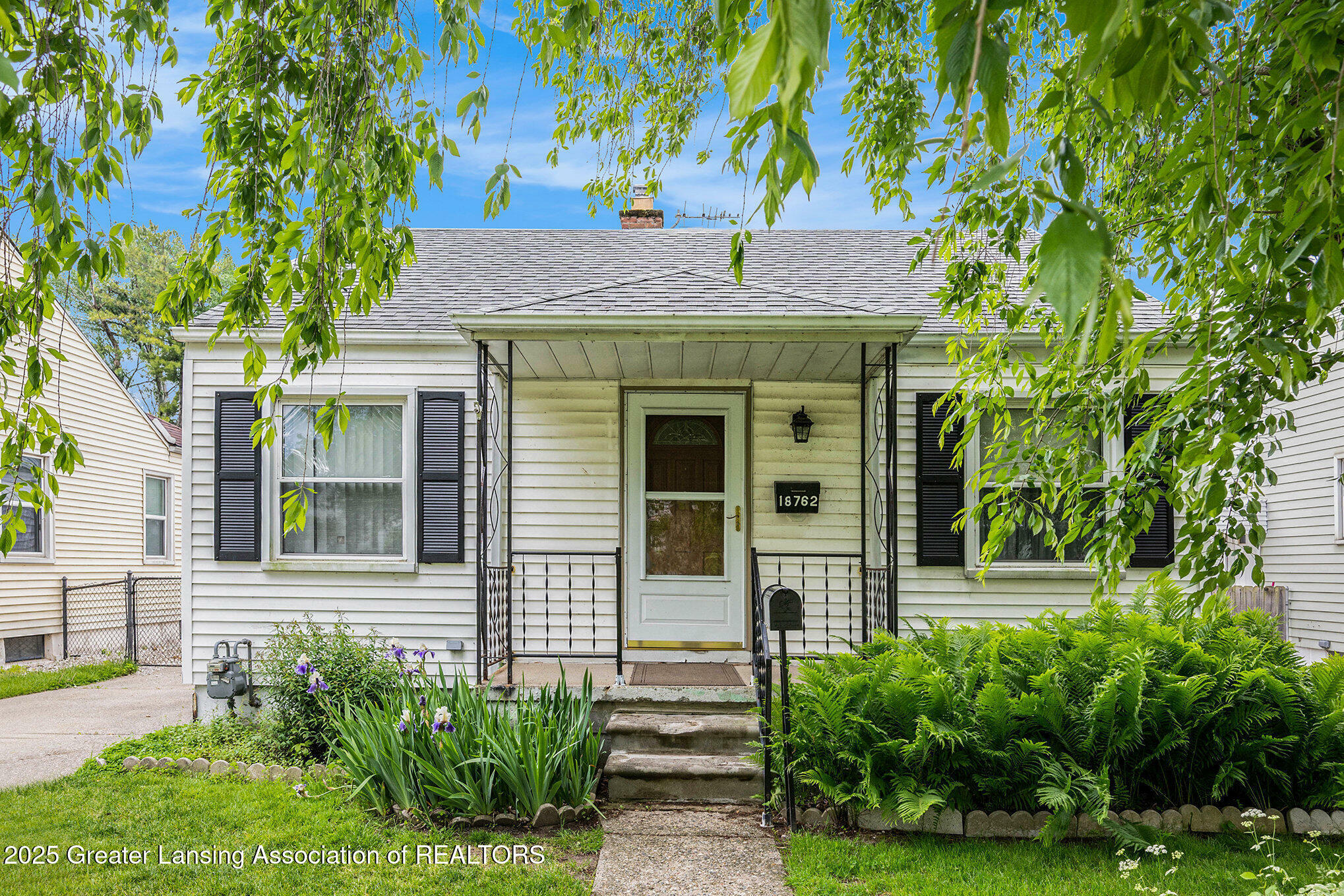 Property Photo: 18762 Woodland Street MI 48225