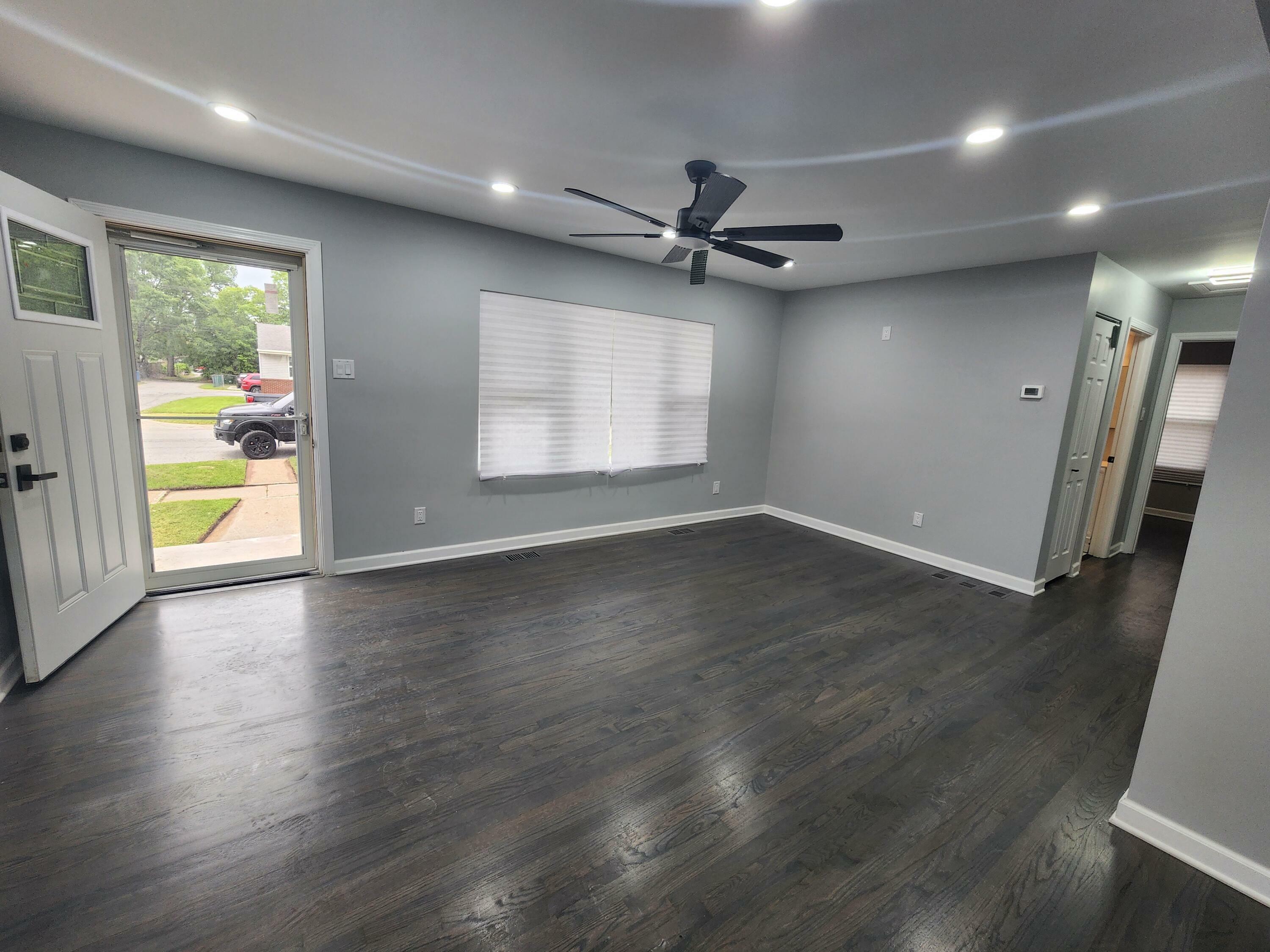 Property Photo:  568 Clinton Street  IN 46406 