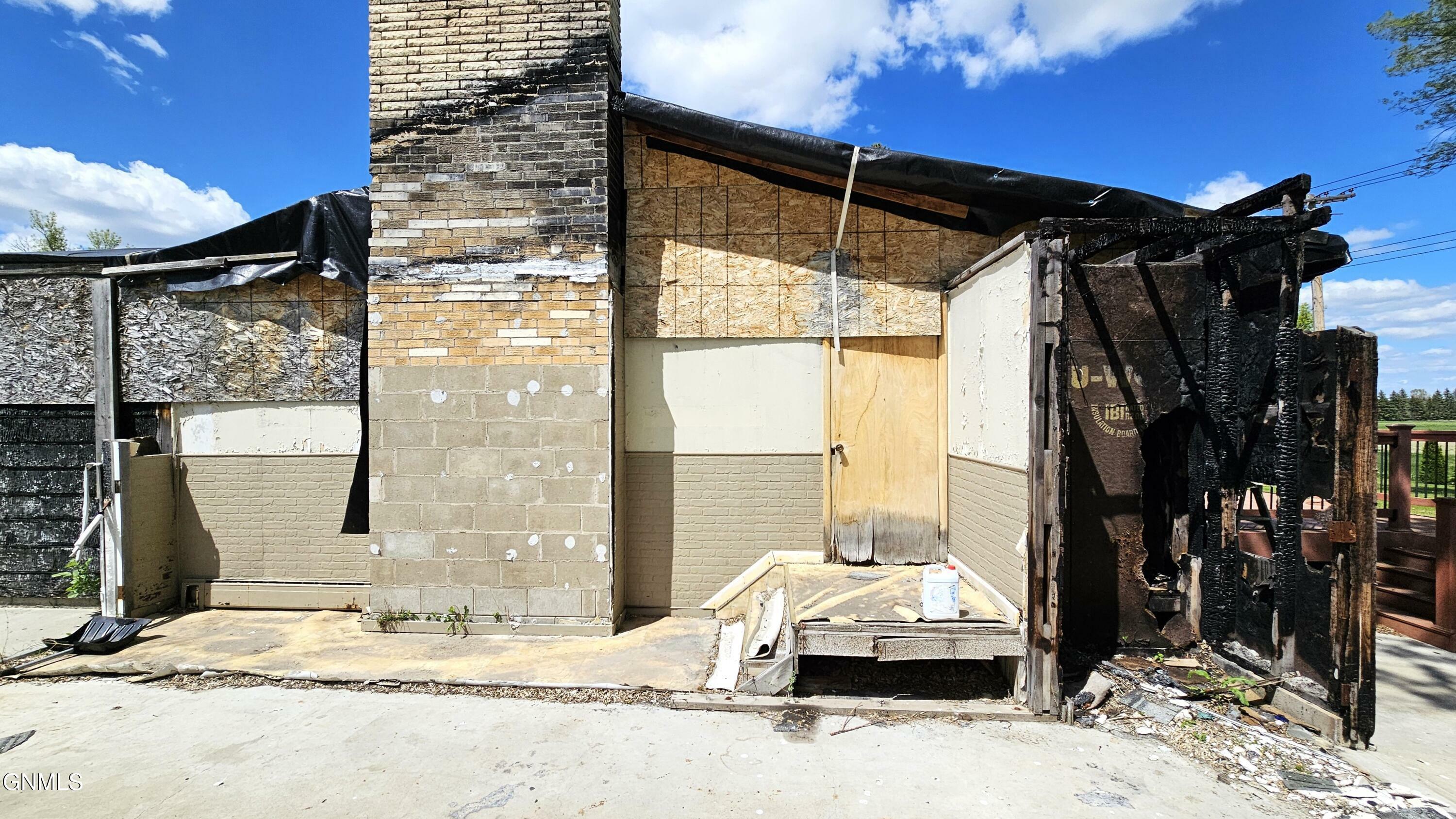 Property Photo: 315 2nd Avenue SE ND 58413