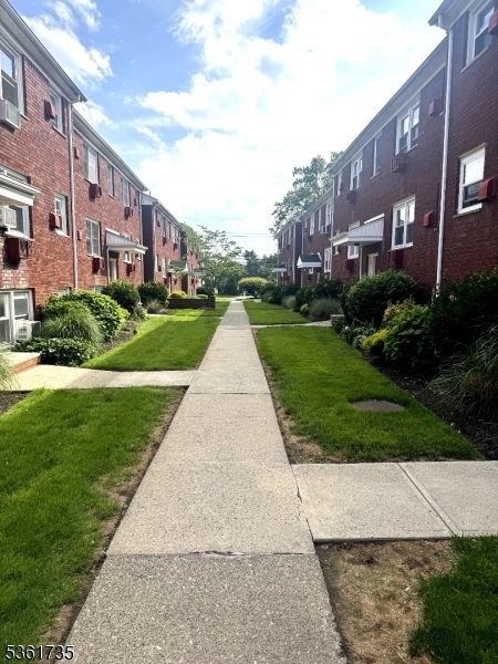 Property Photo:  476 Joralemon St Apt F3  NJ 07109 