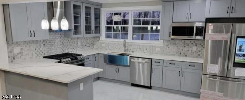 Property Photo:  101 Van Buren St  NJ 07095 