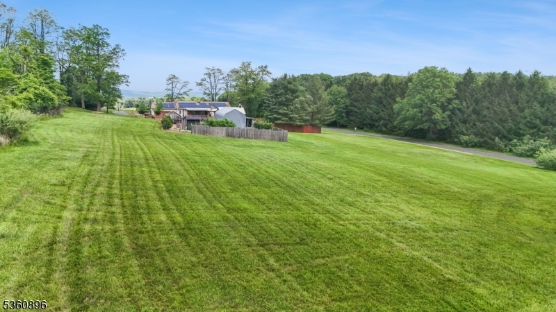Property Photo:  16 Hogback Rd  NJ 08867 
